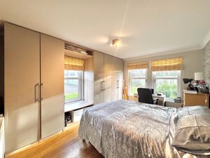 Photo 8- click for photo gallery